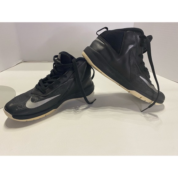 Nike Team Hustle D7. Kids Size 6Y 747998-001. Black/Silver. - Picture 7 of 9